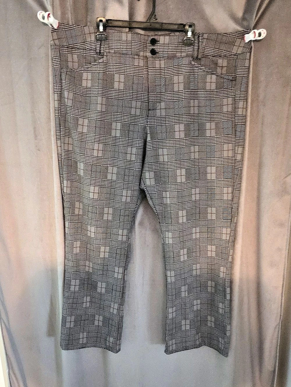 Studio by Torrid Plaid Pants in Gray & Black Size 26R Like New